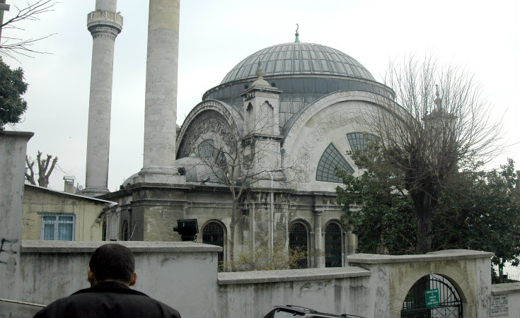 Cihangir Camiisi (Cihangir Mosque)