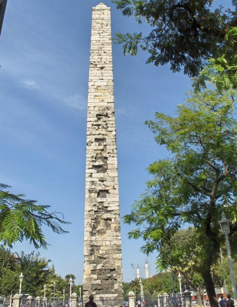 Örme Dikilitaş (Column of Constantine Porphyrogenitus)