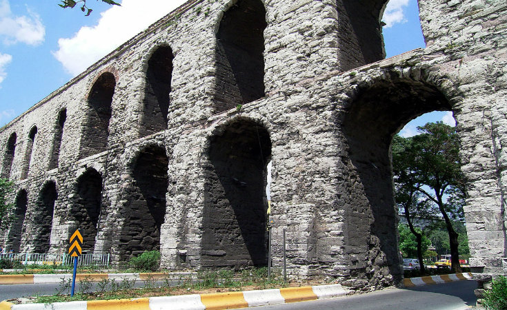 Bozdoğan Kemeri (Valens Aqueduct)
