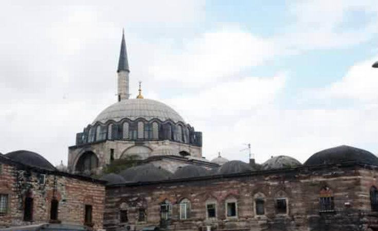 Rüstem Paşa Camiisi (Rustem Pasa Mosque)