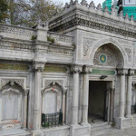 Pertevniyal Valide Sultan Camiisi ( Pertevniyal Valide Sultan Mosque)