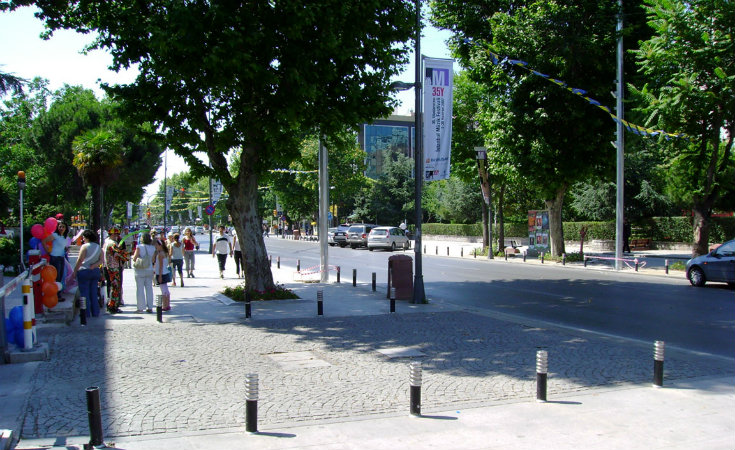 Bağdat Caddesi (Bagdat Avenue)