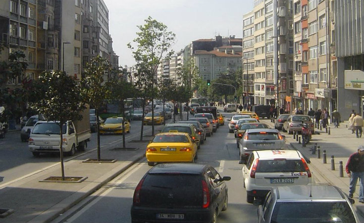 Halaskargazi Caddesi (Halaskargazi Avenue)